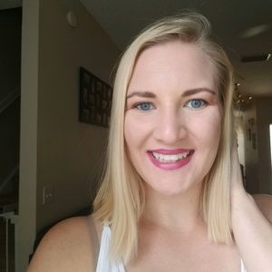 Meet your Posher, Allie